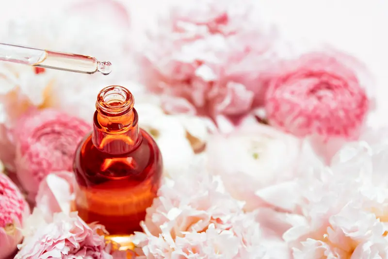 Parfums mit Mairose