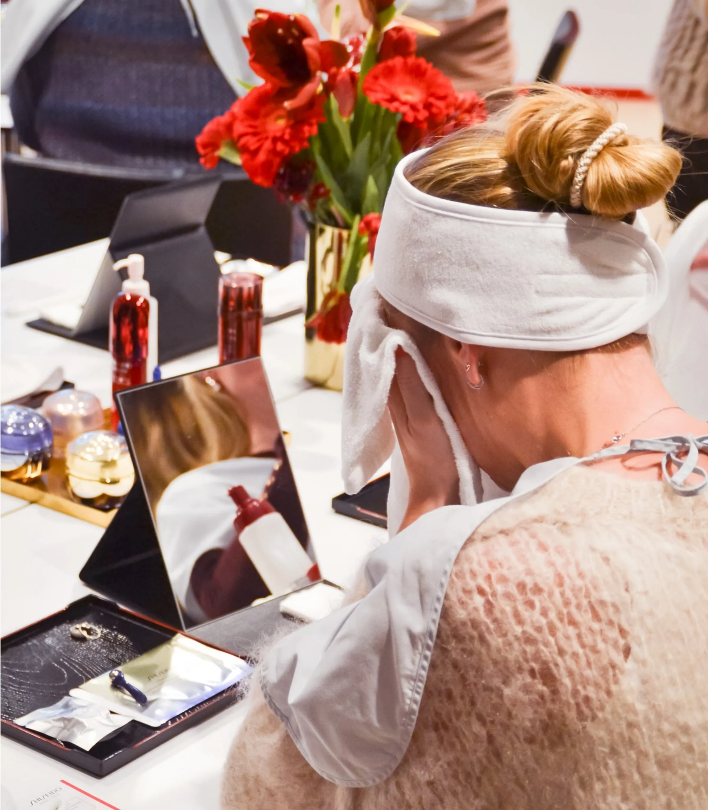 Rückansicht einer Teilnehmerin der SHISEIDO Masterclass