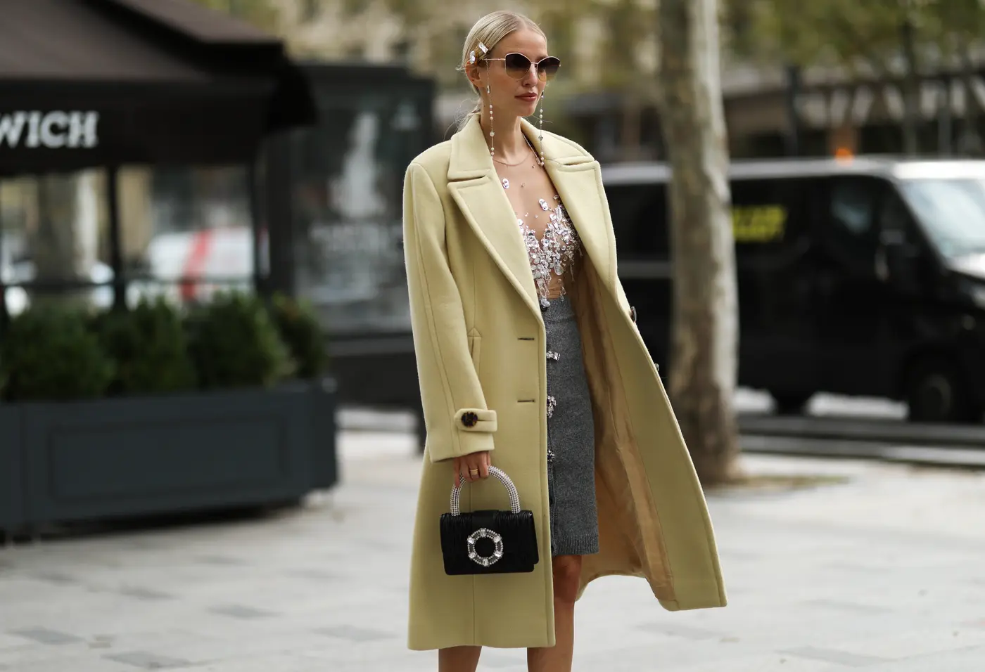 Leonie Hanne bei der Paris Fashion Week Spring/Summer 2021, Paris 2020