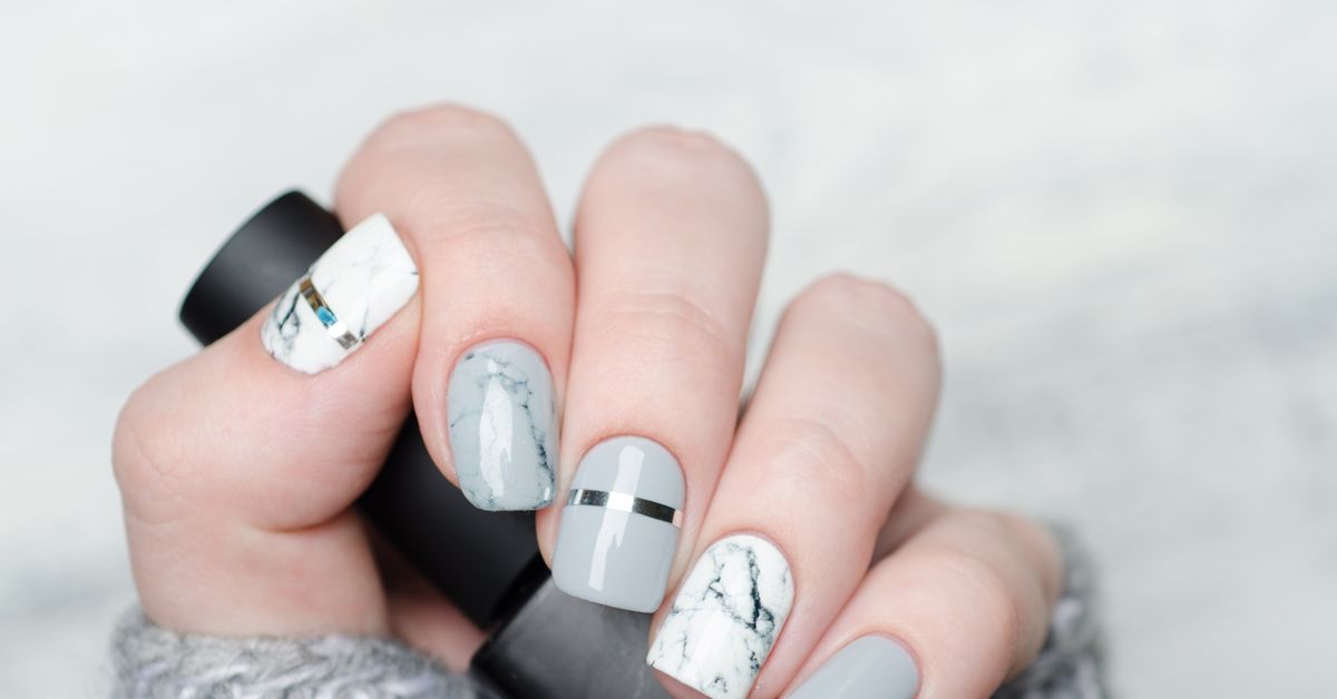 Marmor Nagel Alles Uber Den Nageldesign Trend Ybpn