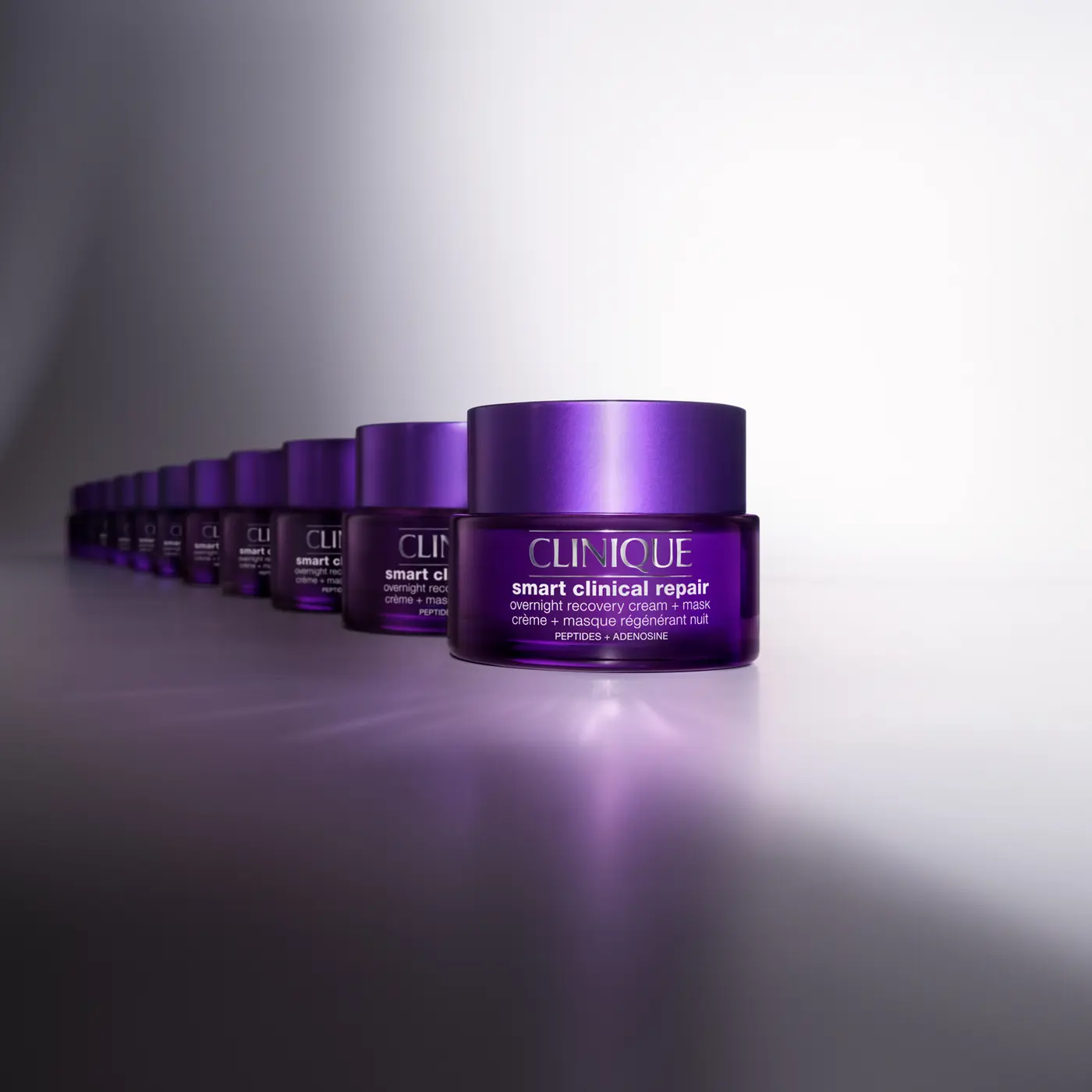 Kampagnenvisual von Clinique Overnight Recovery Cream + Mask
