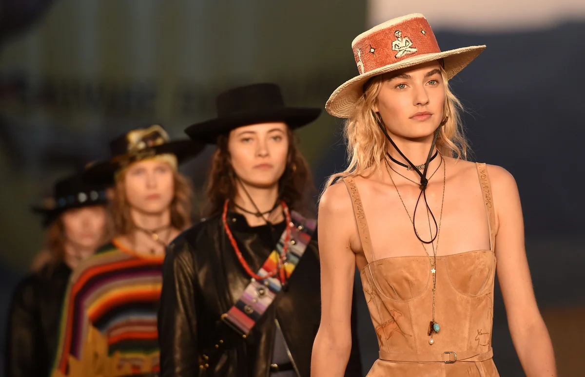 Models auf dem Laufsteg bei der Cruise Collection by Maria Grazia Chiuri for Dior Show