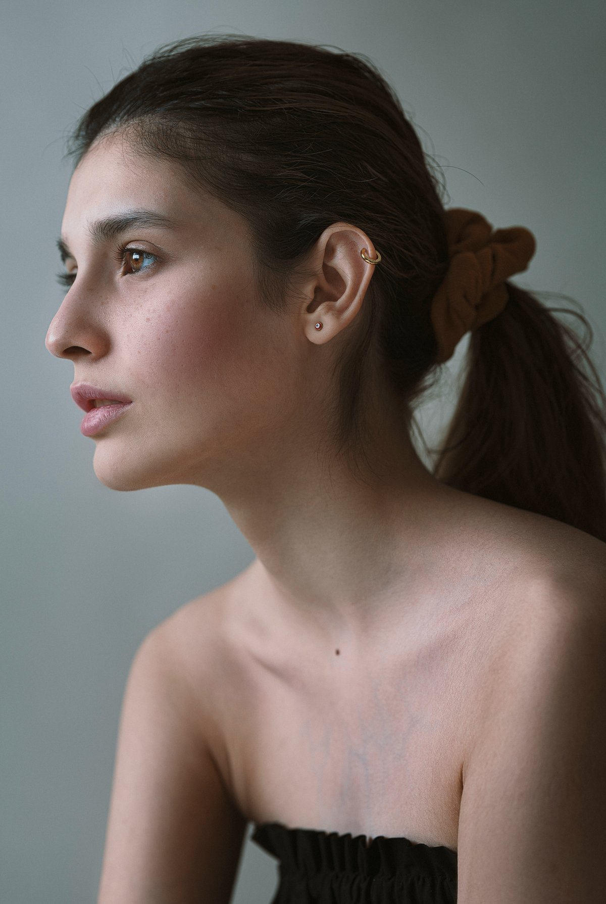 Junge Frau mit Rouge