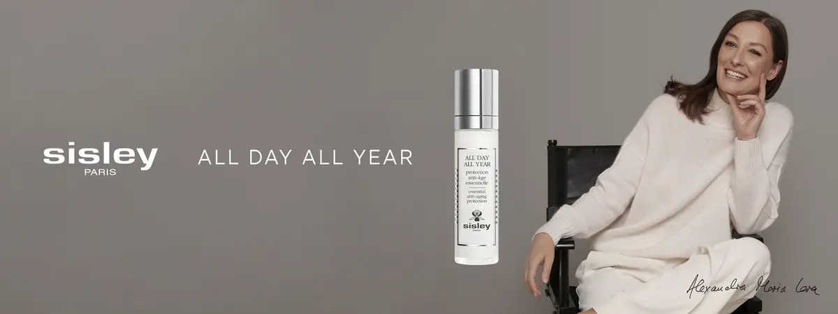 Alexandra Maria Lara präsentiert die neue All Day All Year Gesichtspflege von Sisley Paris 