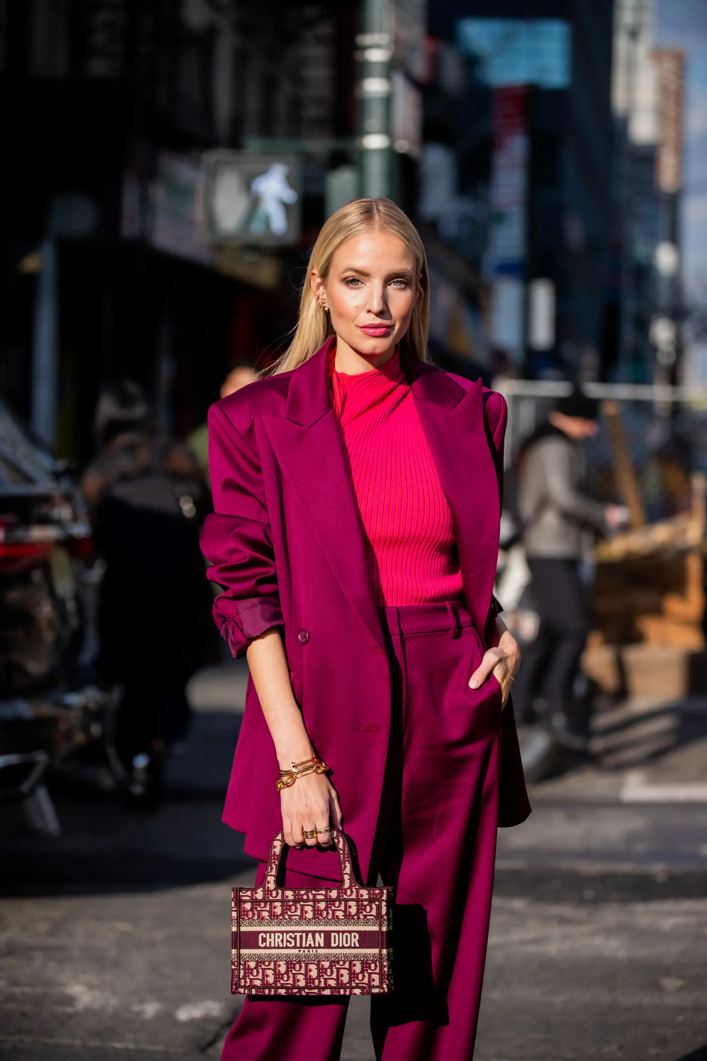 Roter Lidschatten ist Trend