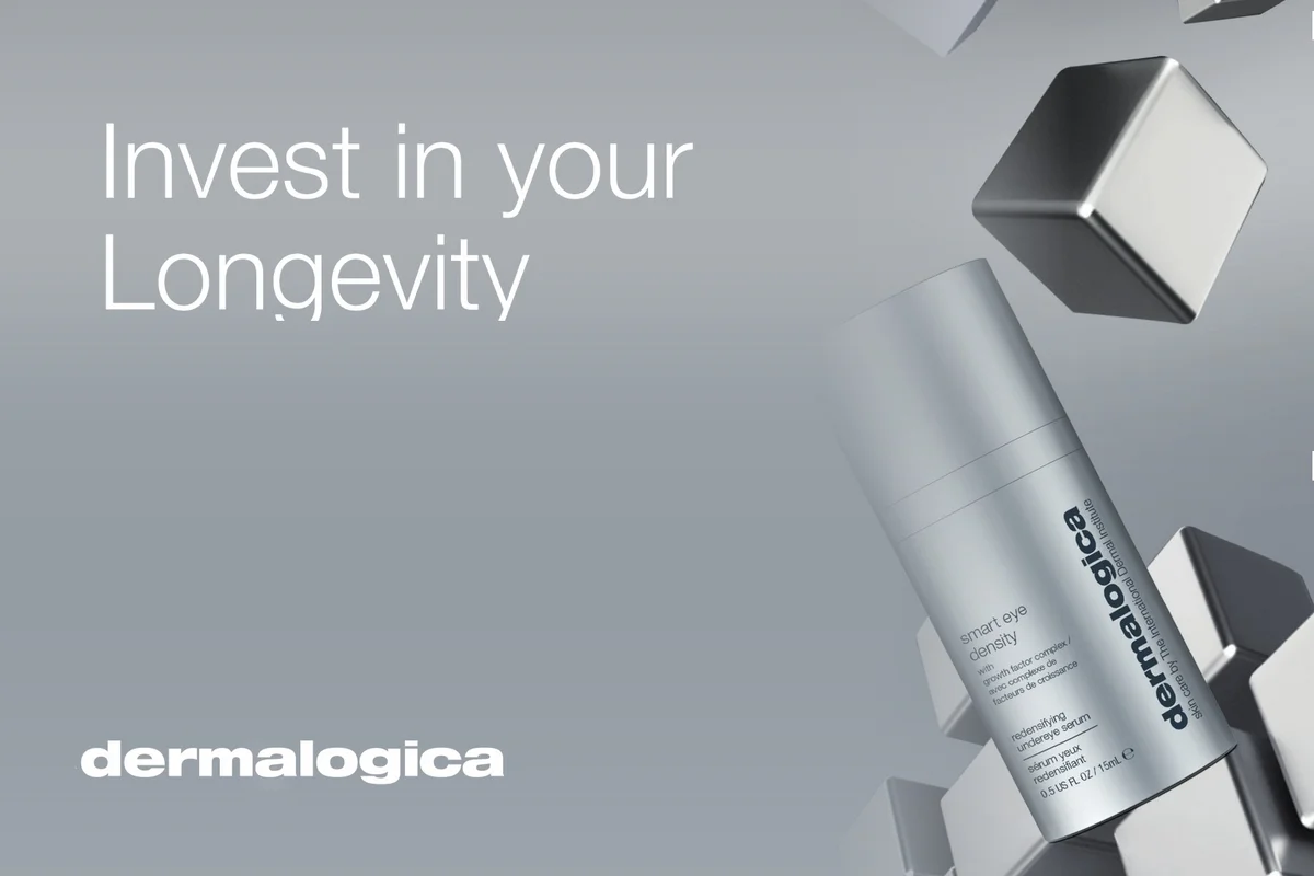 Dermalogica Smart Eye Density Serum zwischen schwebenden Metallwürfeln neben dem Schriftzug Invest in your Longevity