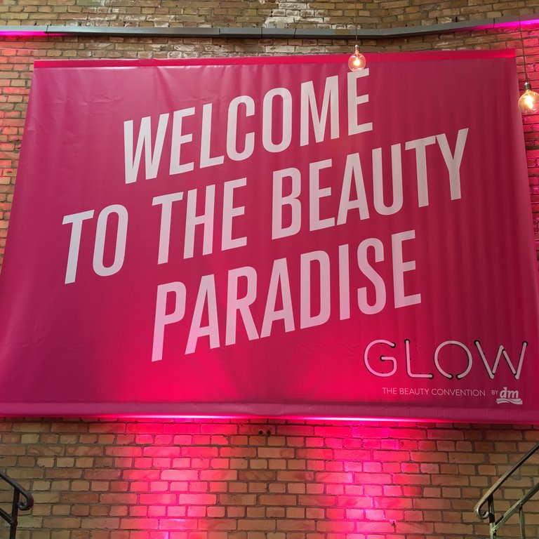 Pinker Banner der Glow