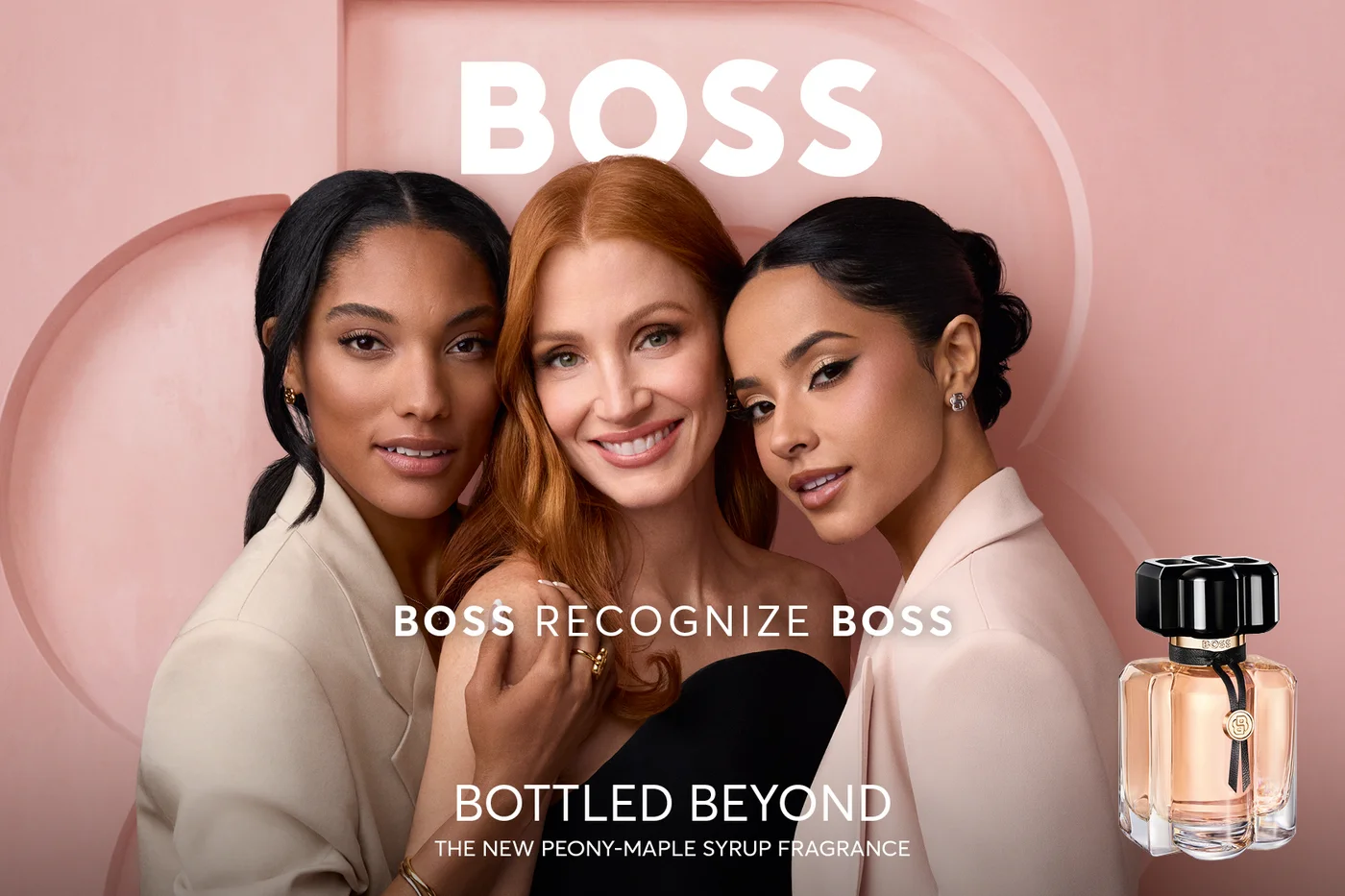 Kampagnenvisual mit Jessica Chastain, Becky G und Tara Davis-Woodhall für den neuen Boss Damenduft "BOSS Botteld Beyond for her"