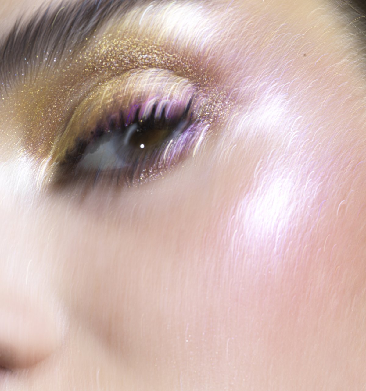 Goldenes Make-up