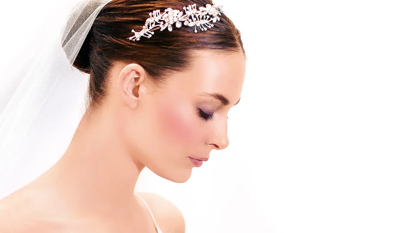 Eine geschminkte Braut