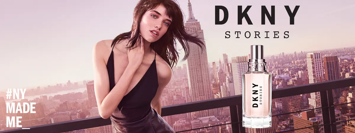Model und Flakon vor der Skyline New Yorks