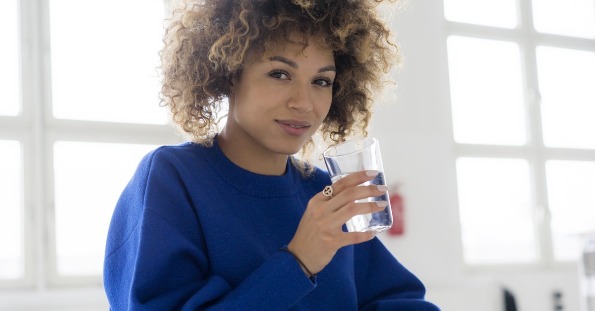Wasser trinken – wieviel Trinken am Tag ist gesund? | YBPN