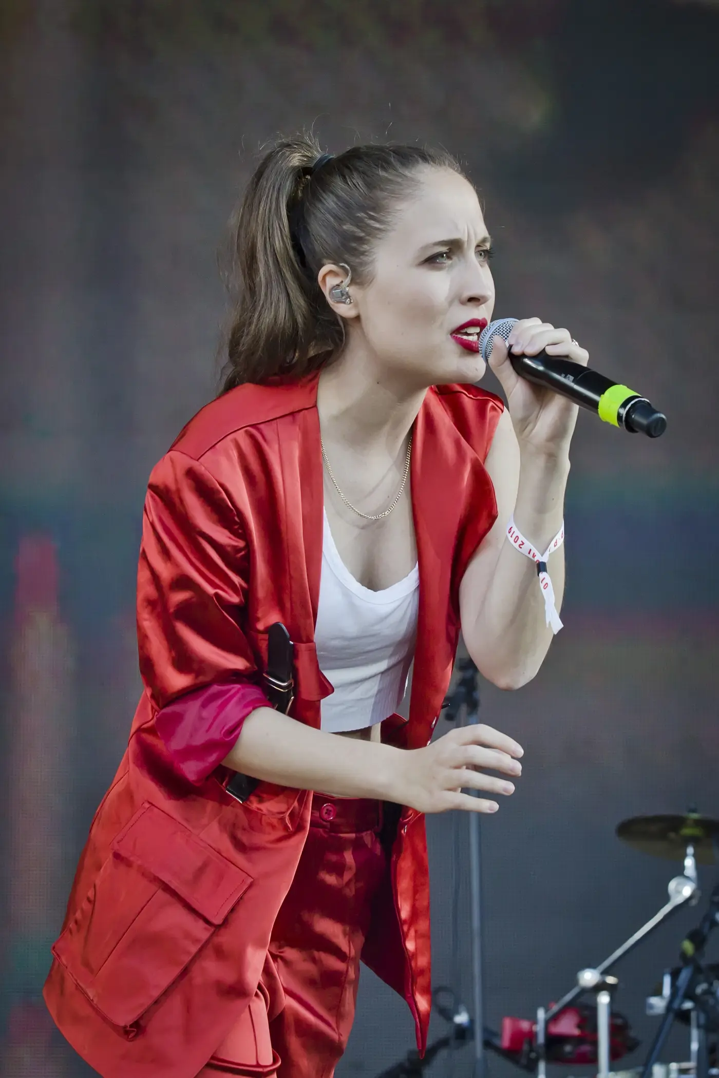 Alice Merton auf der Bühne des Peace X Peace Festivals, Berlin 2019