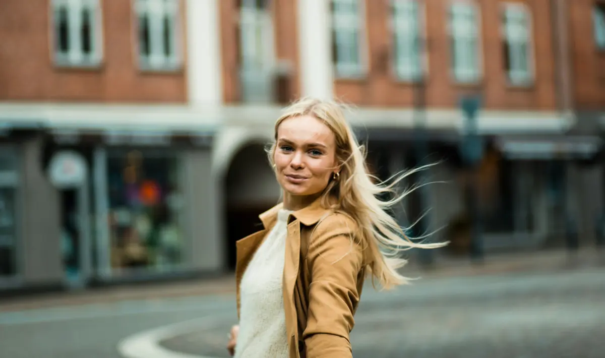 Blonde Frau
