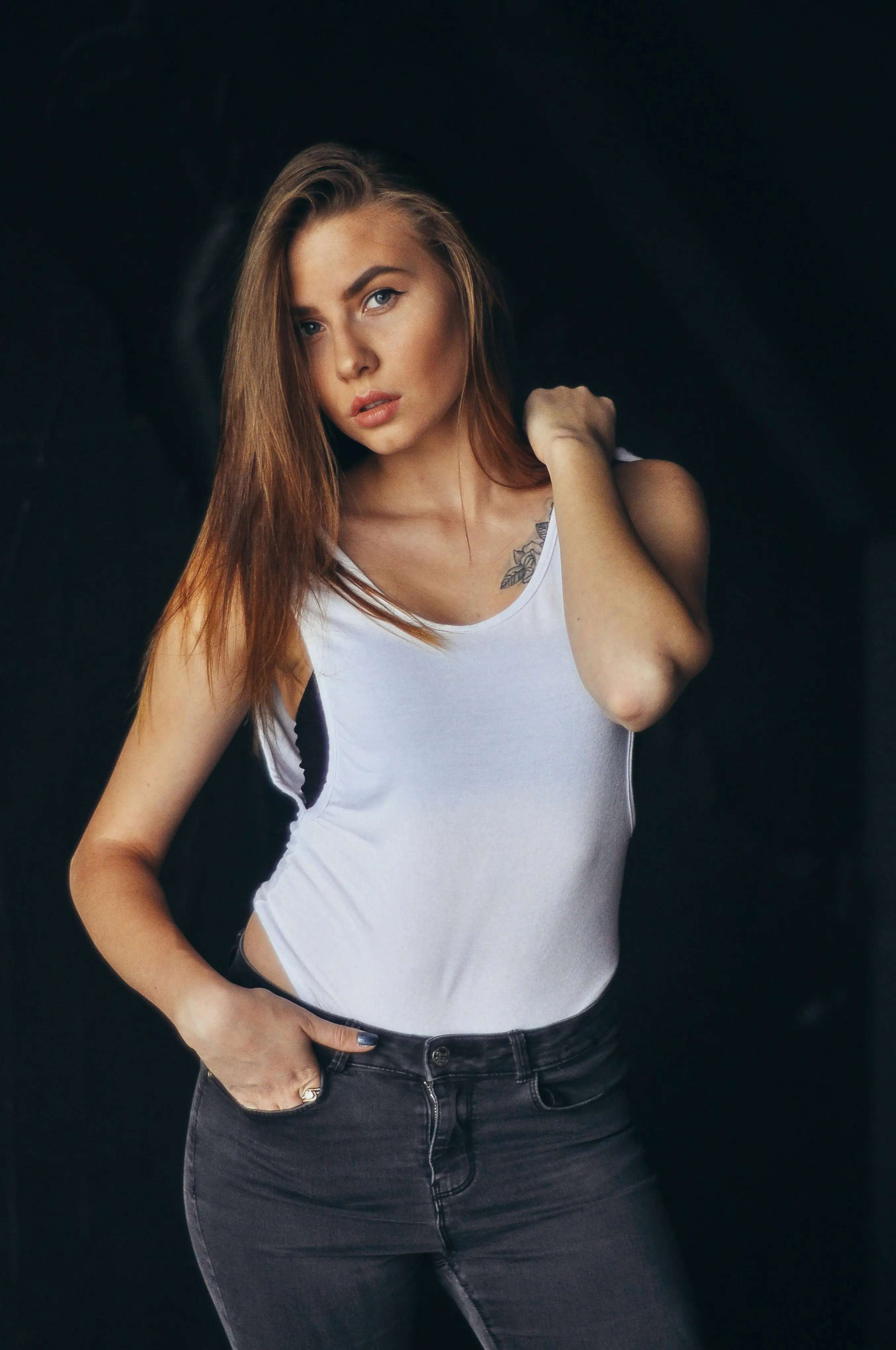 Headergrafik Jawline
