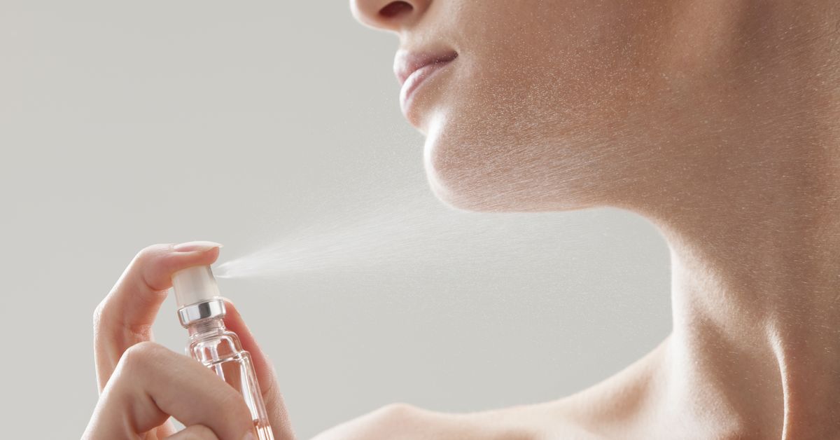Parfum auftragen Wo hält der Duft am längsten?