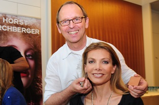 Horst Kirchberger und Kundin