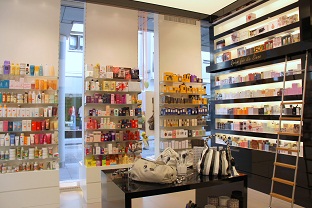 STEPHAN Parfums &amp; Kosmetik Innenraum